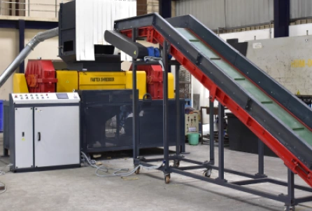 Close-up of Fabtex Shredder Torsion Point Cutting Blades for efficient material tearing